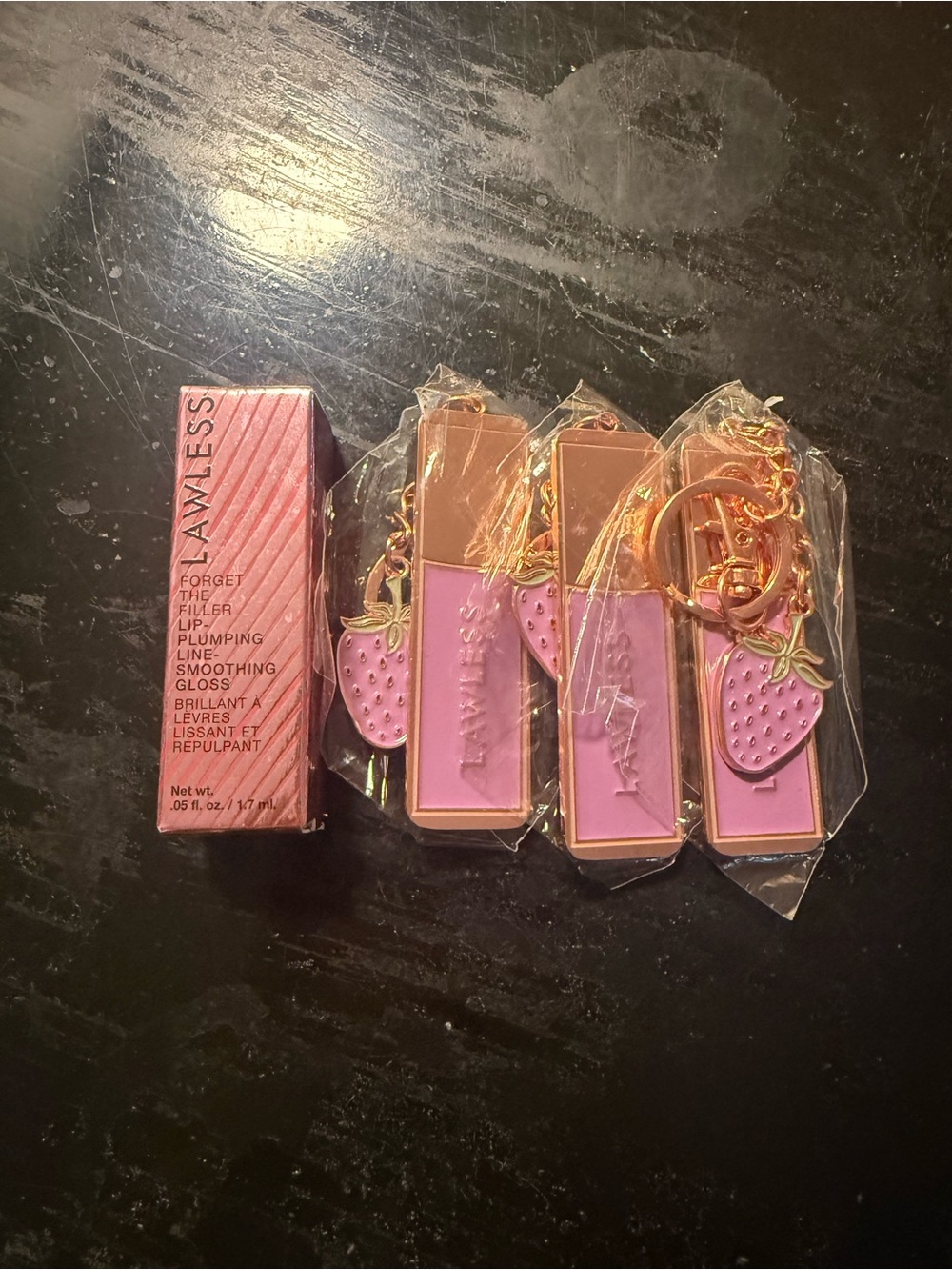 Lawless Lip Plumper Lip Gloss w/ 3x Keychain